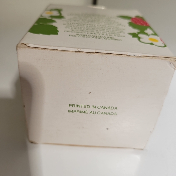 Vintage  avon soap strawberry 🍓  New never used - Picture 3 of 4